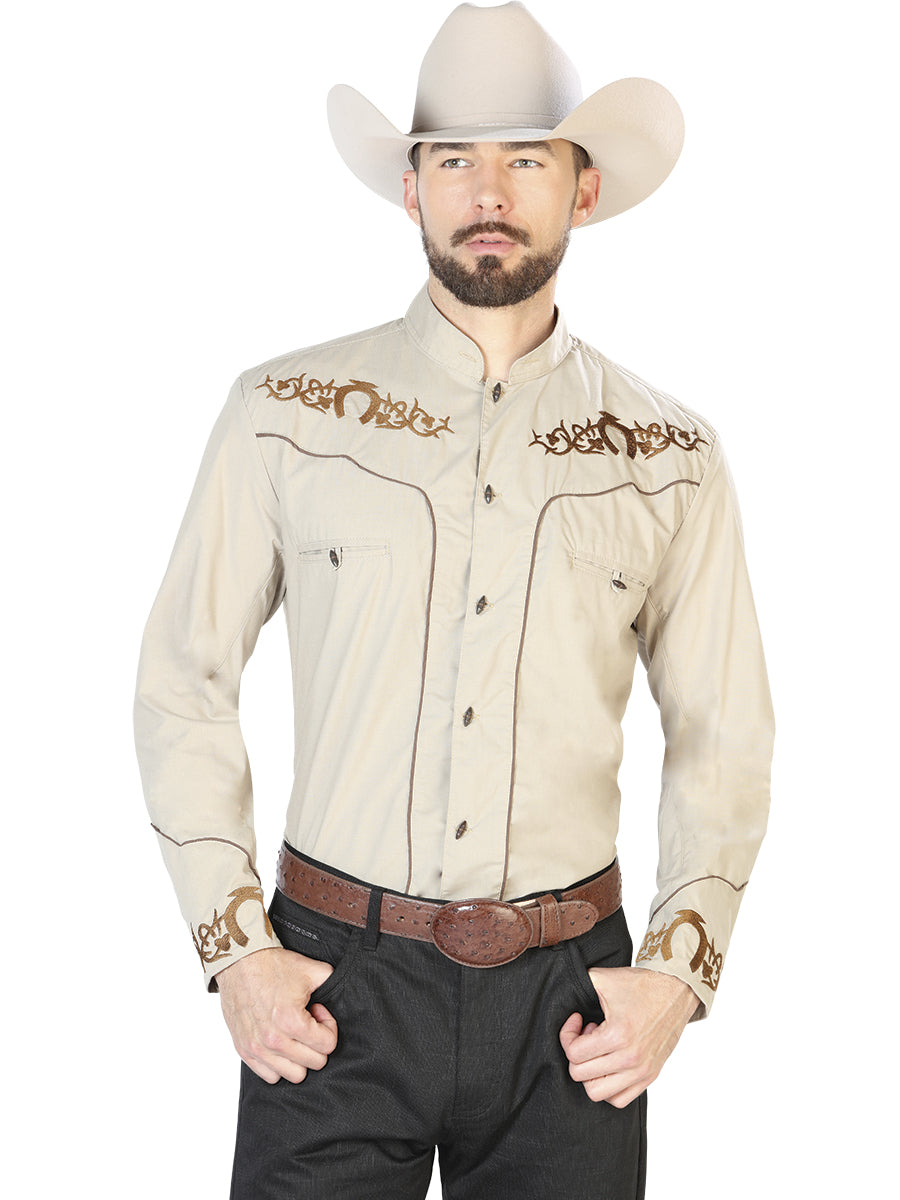 El Señor de los Cielos Camisa Charro Bordada Caqui/Marrón 40789